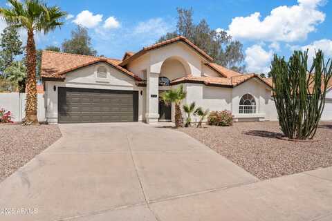 438 E HACKAMORE Street, Mesa, AZ 85203