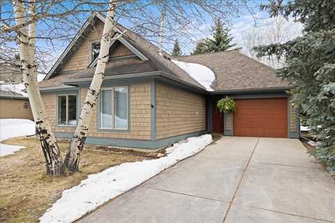 7 Spruce Lane, Red Lodge, MT 59068