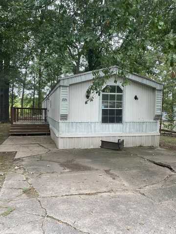 1721 Leonard Dr, Jacksonville, AR 72076