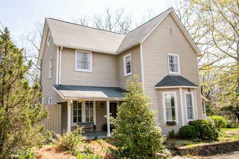 105 N Forrest Avenue, Lookout Mountain, TN 37350