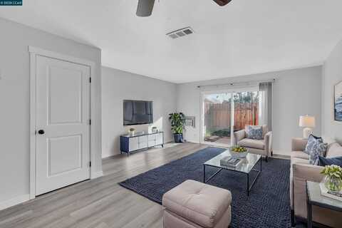 975 Murrieta Blvd, Livermore, CA 94550