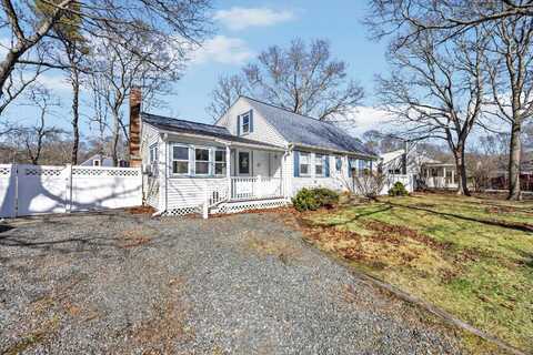 6 Fordham Circle, East Falmouth, MA 02536