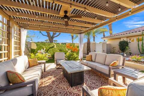 920 Deer Haven Circle, Palm Desert, CA 92211