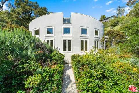 1404 N Kenter Ave, Los Angeles, CA 90049