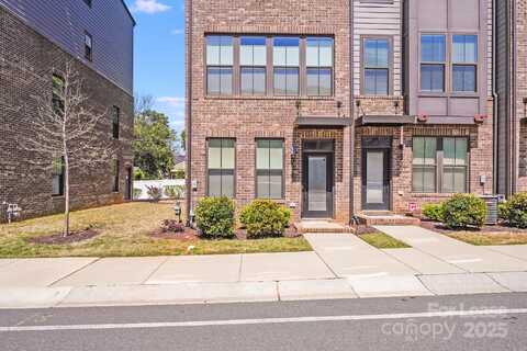 326 Music Hall Way, Charlotte, NC 28203