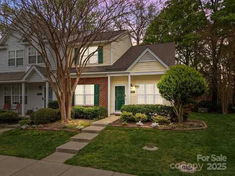 8230 Rudolph Road, Charlotte, NC 28216