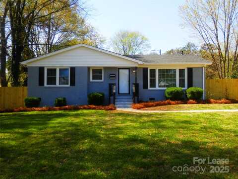 2526 Westgrove Drive, Charlotte, NC 28208