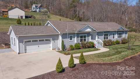 52 Stone Ridge Trail, Mills River, NC 28759