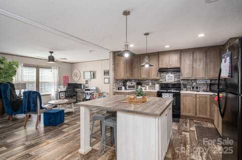 980 Lakeland Avenue, Lincolnton, NC 28092
