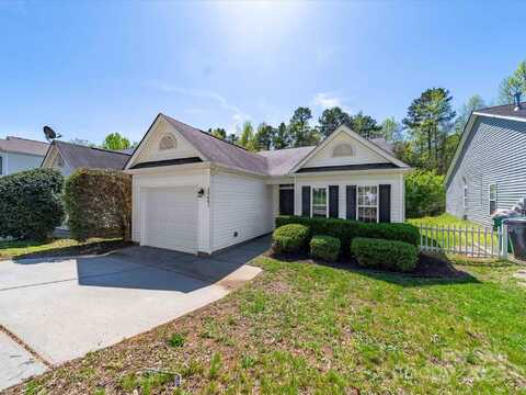 10441 Hugue Way, Charlotte, NC 28214