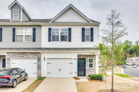 10002 Brittondale Lane, Charlotte, NC 28215