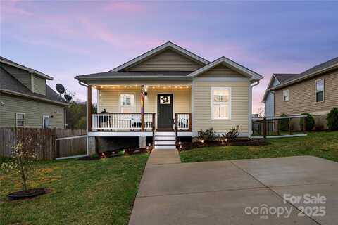 20 Yarrow Meadow Road, Weaverville, NC 28787