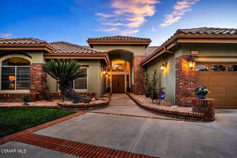 1826 Crystal View Circle, Newbury Park, CA 91320