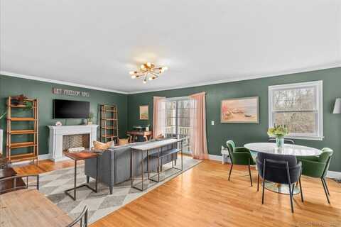 8 Silvermine Avenue, Norwalk, CT 06850