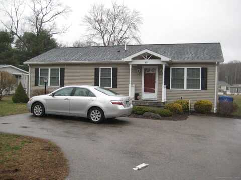 401 Old Colchester Road, Montville, CT 06382
