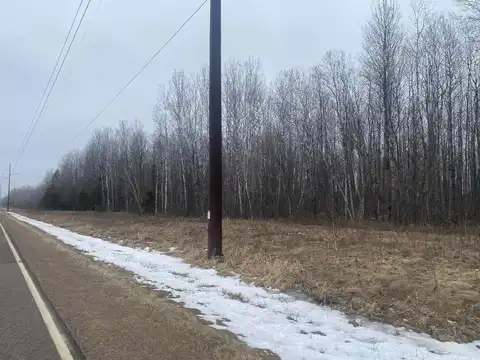 ON COUNTY ROAD E, Tomahawk, WI 54487
