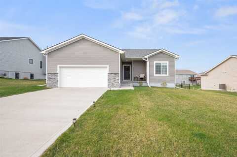 2424 N 7th Avenue E, Newton, IA 50208