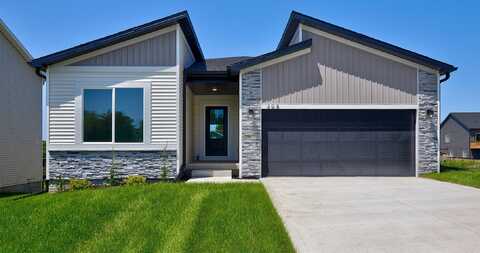 408 Napoli Avenue, West Des Moines, IA 50266
