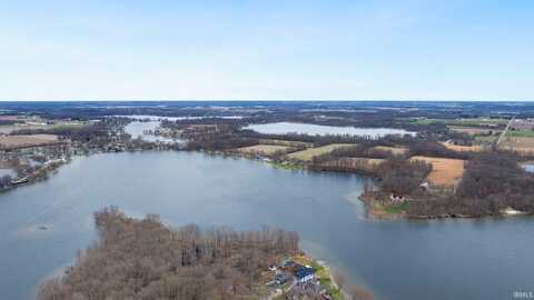 0435 E 680 S, Wolcottville, IN 46795