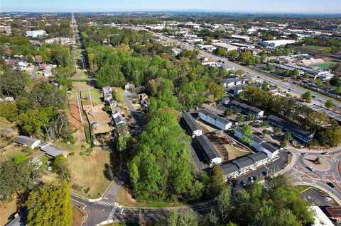 600 Creek Water Trail, Marietta, GA 30060