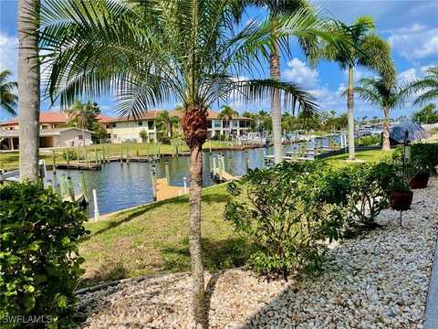 1615 SE 46th Lane, Cape Coral, FL 33904