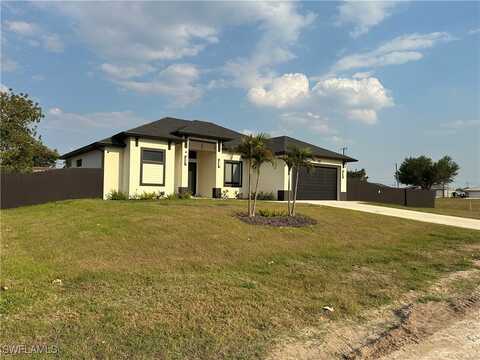 1215 NE 12th Place, Cape Coral, FL 33909