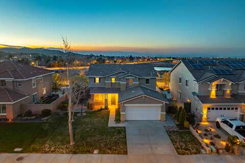 2435 Carolyn Drive, Palmdale, CA 93551