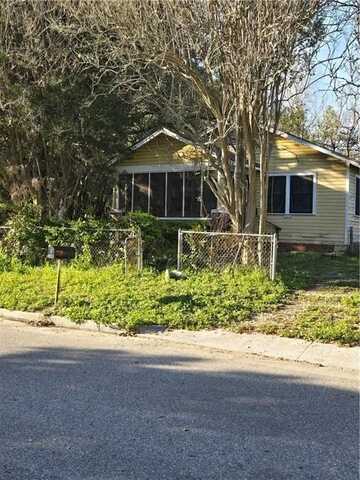 1612 Robert E Lee Street, Mobile, AL 36605