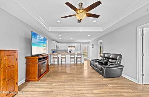 137 Meadow Park Ct, Mount Washington, KY 40047