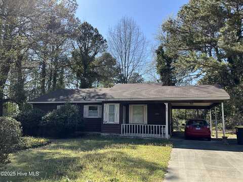 2943 Birdsong Circle, Grimesland, NC 27837