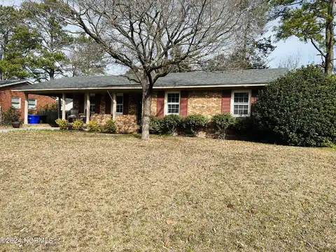 2617 S Wright Road, Greenville, NC 27858