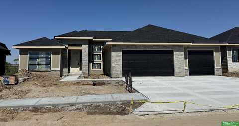 5510 N 213th Avenue, Elkhorn, NE 68022