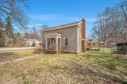 414 N Niles Street, Paw Paw, MI 49079