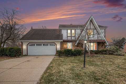 5281 Queensbury Drive SE, Kentwood, MI 49508