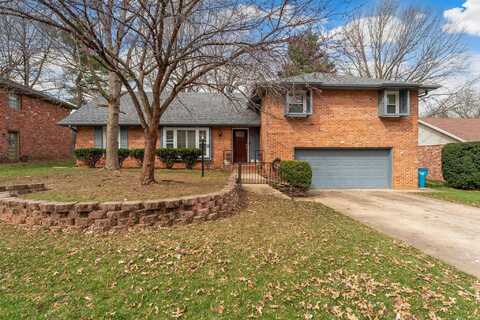 2937 S Brentmoor Avenue, Springfield, MO 65804