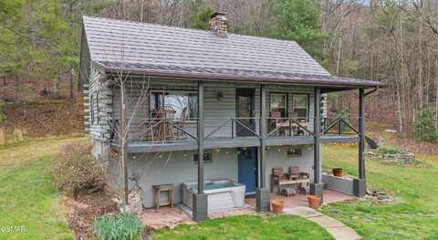2703 Clabo Road, Sevierville, TN 37876