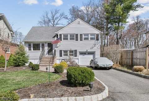 29 E Cedar St, Livingston, NJ 07039