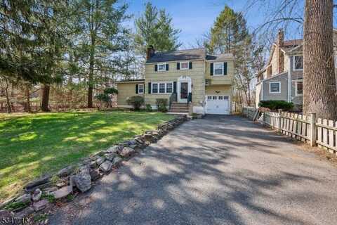 26 Wardell Rd, Livingston, NJ 07039