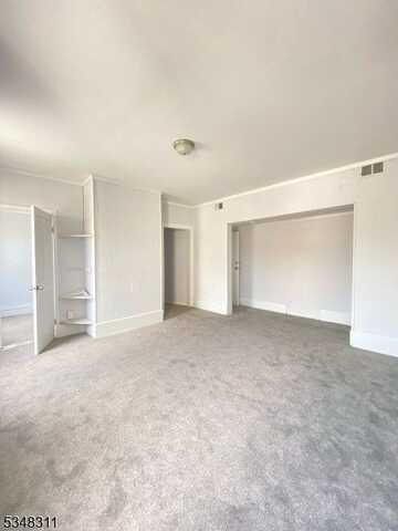 904 2nd Ave, Elizabeth, NJ 07201