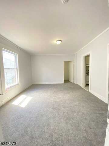 904 2nd Ave, Elizabeth, NJ 07201