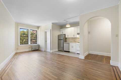 821 BERGEN AVE, JC, Journal Square, NJ 07306