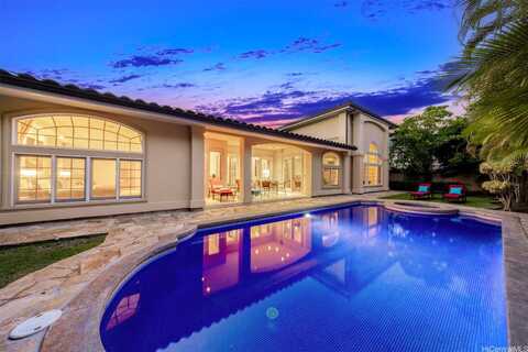 4743 Kolohala Street, Honolulu, HI 96816