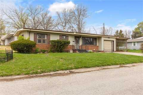 601 Westside Drive, Knob Noster, MO 65336