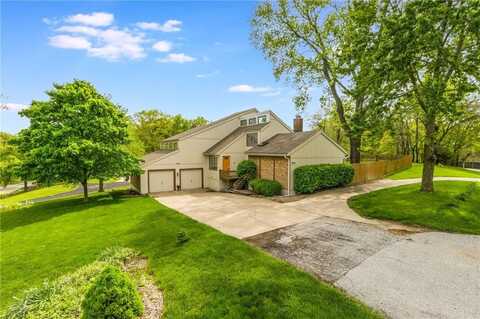 8210 NW Eastside Drive, Weatherby Lake, MO 64152