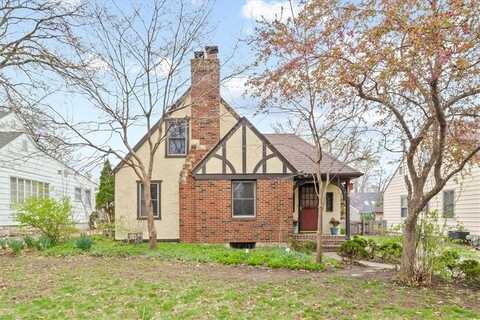 2808 W 49th Street, Westwood, KS 66205