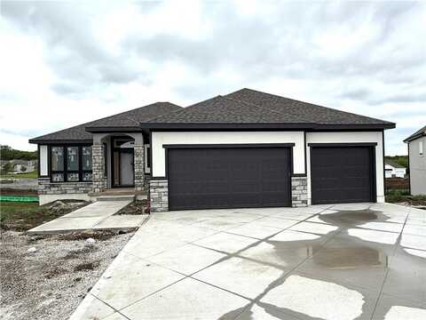 2319 SW Serena Place, Lees Summit, MO 64082