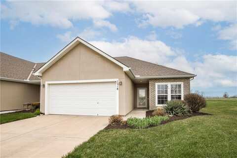 1218 S Villa Lane, Louisburg, KS 66053