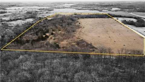 13748 N Knapp Road, Centerville, KS 66014