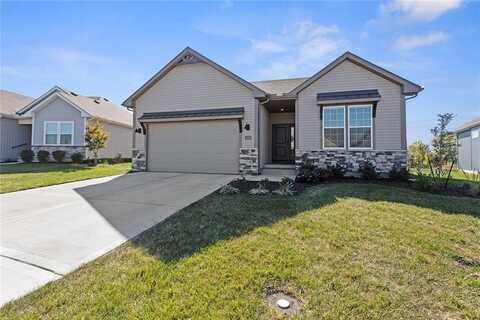 4036 NW Eclipse Place, Blue Springs, MO 64015