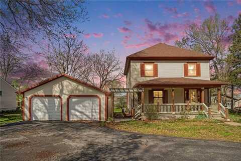 1214 S Willow Street, Ottawa, KS 66067